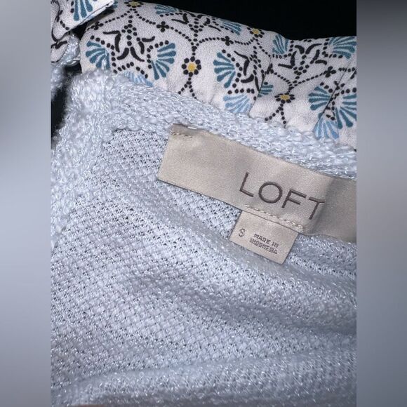 LOFT Light Blue Ruffled Collar Round Neck Long Sleeve Knit Top Size Small EUC - Picture 5 of 8